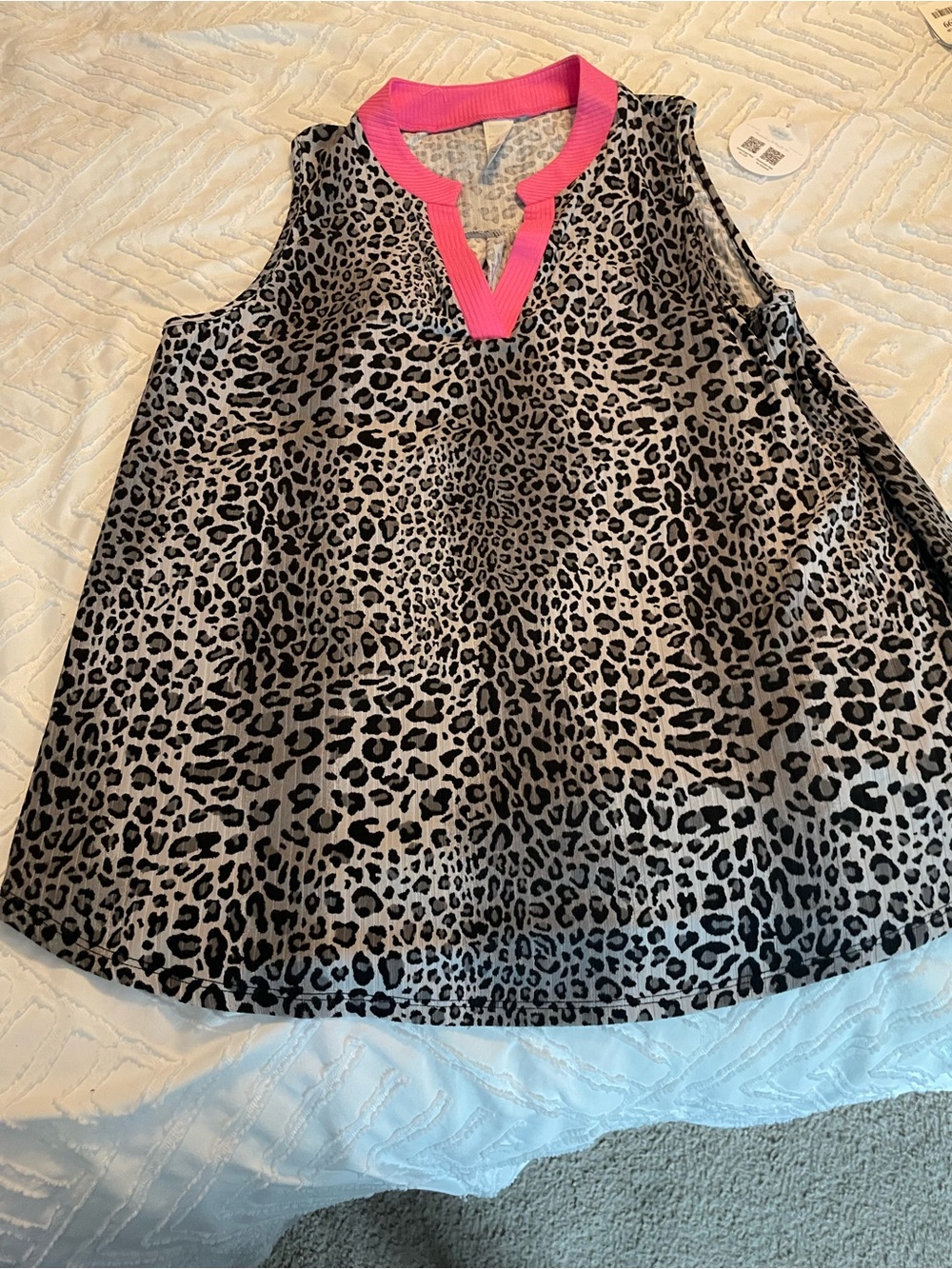 Honeyme Leopard Print Tank with Hot Pink Trim
